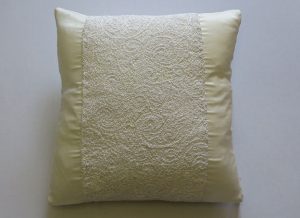 Lace Placement Cushion
